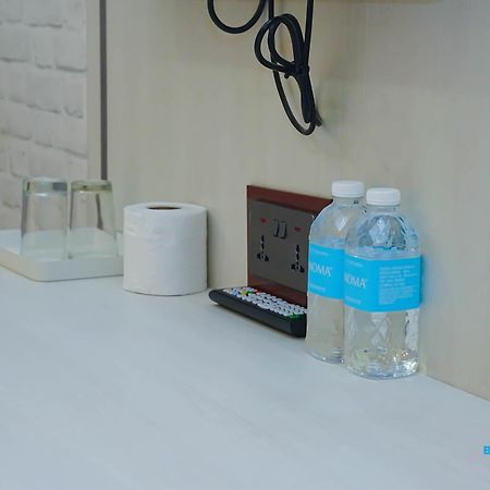 Bookme Hotel Johor Bahru Bagian luar foto